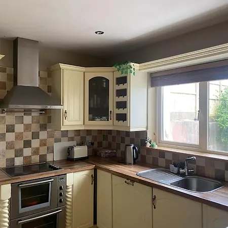 Feriehus Macroom Spacious Cosy 3 Bedroom *